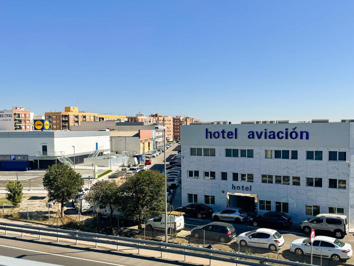 Hotel Aviacion Manises Exteriör bild